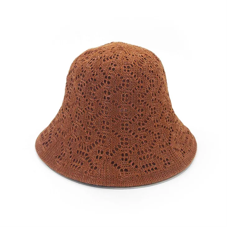Chapeaux en polyester rouge brique