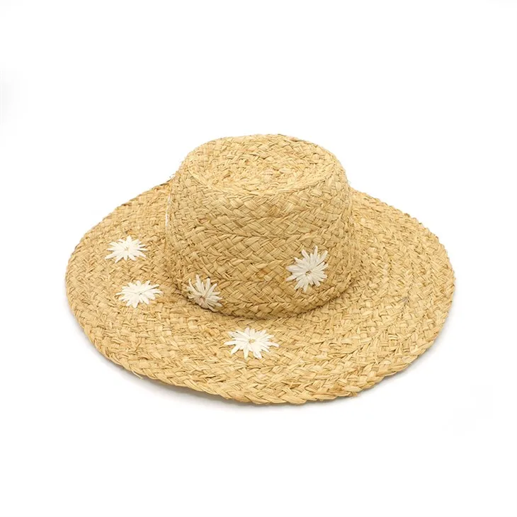 Chapeau de paille fleuri