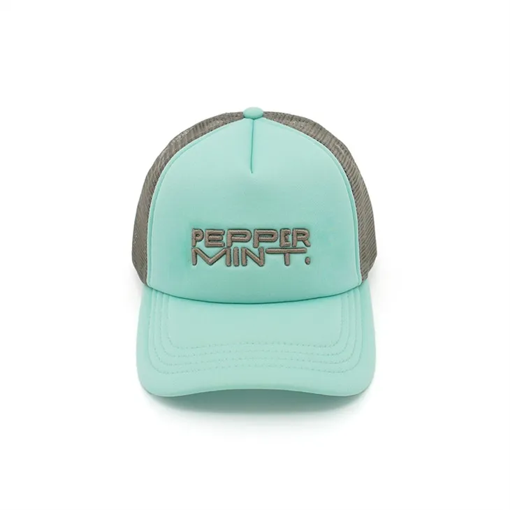 Casquette avec logo brodé bleu clair