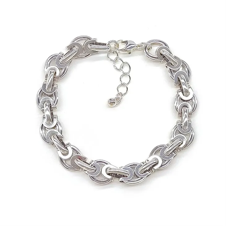 Bracelet torsadé en argent avec fermoir