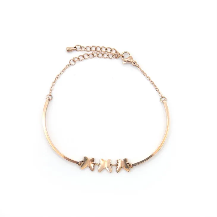 Bracelet à fleurs roses